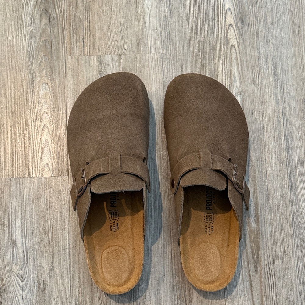 Project Cloud Mens Taupe Clogs